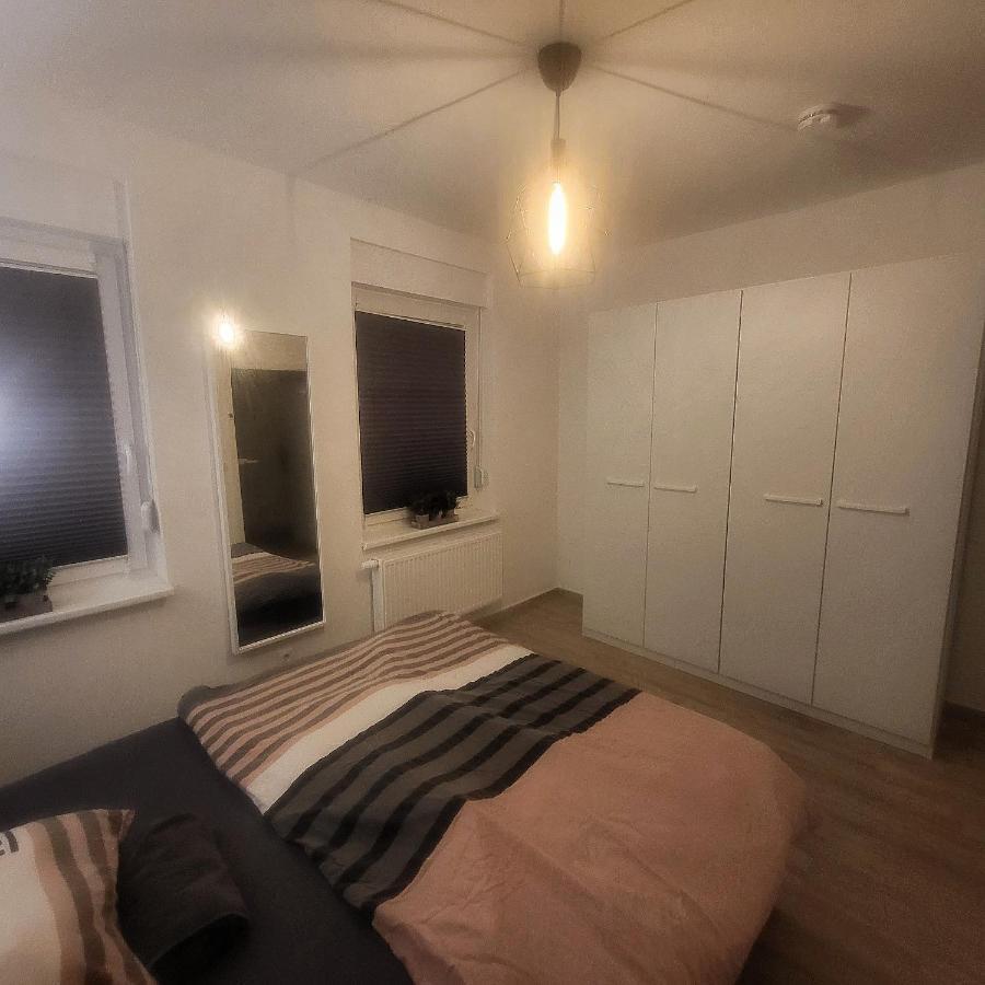 Ferienwohnung Nr1 โกรสเรสเชน ภายนอก รูปภาพ